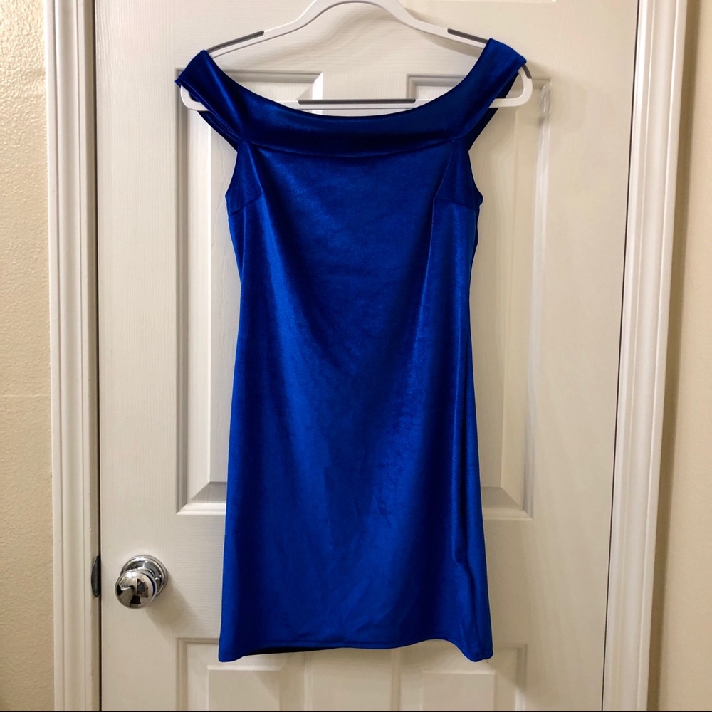 Velvet cold shoulder dress